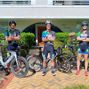 Equipe riomafrense Akva Sports brilha em campeonato de triatlo