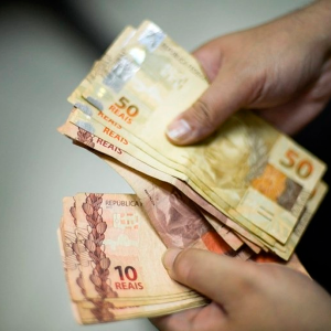 Salário mínimo acima de R$ 1600? Veja o que prevê a Lei das Diretrizes Orçamentárias