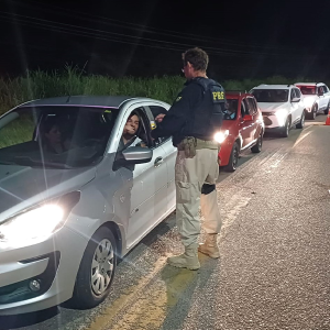PRF inicia operação de feriado nas rodovias federais