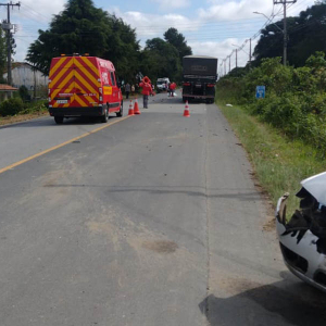 Dois motoristas morrem em acidente na SC-114