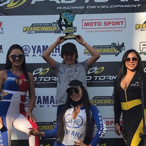 Com apenas 10 anos, piloto de Itaiópolis conquista dois títulos no Brasileiro de Velocross