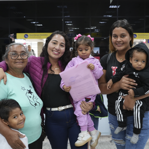 Após três anos distantes, mãe e filha se reencontram para o Dia das Mães