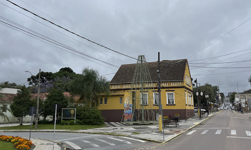 Frente fria aumenta as chances para temporais ao longo da semana