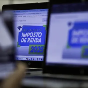 Receita abre consulta a novo lote de restituição na segunda-feira