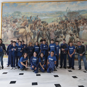 Estudantes de Rio Negro participam de lançamento de programa estadual de empregabilidade