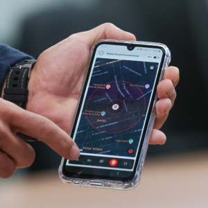 Sistema inédito no Paraná alerta vítimas em tempo real