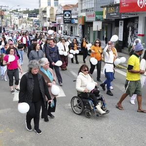 3ª Caminhada do Meio-Dia mobiliza população pelo fim do feminicídio; veja percurso