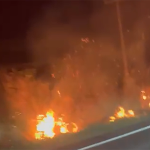 Explosão em rede elétrica também causou incêndio em vegetação; veja vídeo