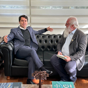 Alexandre Curi destaca as transformações da Alep e a proximidade com os paranaenses