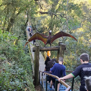 Não visitou o “O Mundo dos Dinossauros”? Exposição é prorrogada em Rio Negro