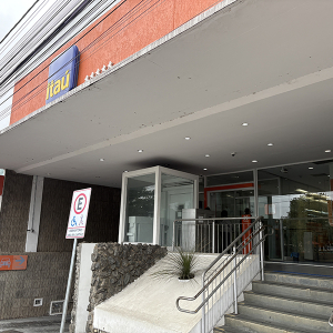Banco anuncia fechamento de agência em Mafra e agrava desassistência bancária na região