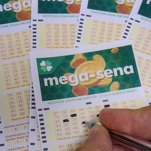 Mega-Sena acumula e prêmio vai a R$ 33 milhões