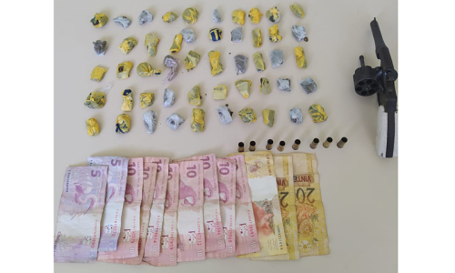 Menor é apreendido com arma e drogas em Rio Negro
