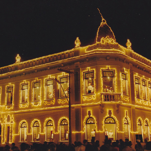 Tradição no Natal dos anos 90, antigo Fórum terá apresentações de corais; veja datas