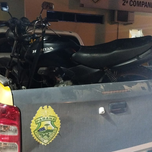Polícia Militar recupera moto furtada após anúncio de venda no Facebook