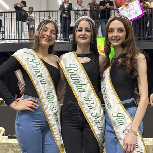 Realeza dos 155 anos de Rio Negro é eleita; conheça a rainha e princesas