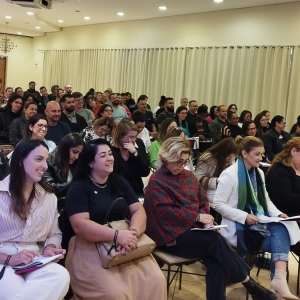 Como vencer bloqueios emocionais? Imersão apresenta técnicas de autoconhecimento