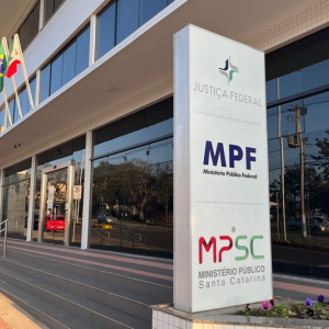 Ministério Público suspende expediente devido ao alerta de ciclone