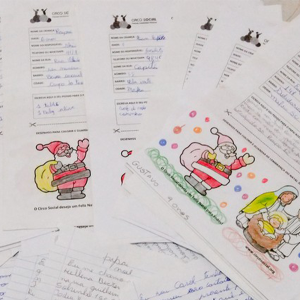 Cerca de 60 cartinhas da campanha de Natal do Circo Social ainda não foram adotadas