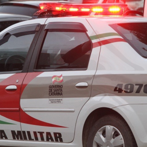 Caminhoneiro é roubado e mantido refém por um dia em Mafra