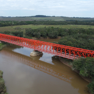 Após mais de quatro meses fechada, ponte entre Lapa e Campo do Tenente tem data para liberação