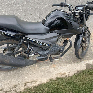 Homem é preso conduzindo moto com chassi, placa e motor adulterados
