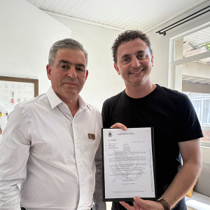 Parceria entre deputado Pezenti e vereador Demetrio garante obras na Apae de Mafra