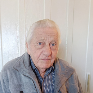 Amigos e familiares se despedem de Christovam Valério, aos 92 anos