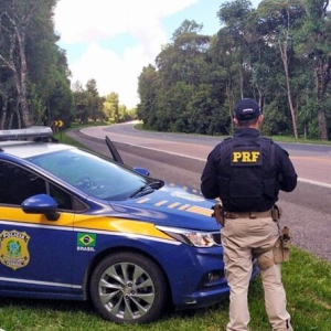 Álcool no volante e imprudência são foco da Polícia Rodoviária nas BRs de Santa Catarina