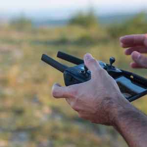 Curso gratuito de operação de drones está com últimas vagas disponíveis; veja