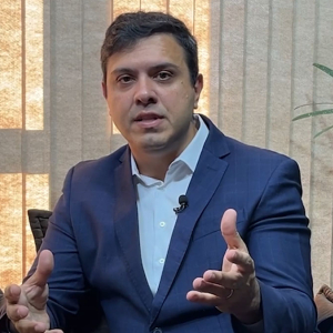 Vesícula biliar é tema do podcast "Fala Doutor!"