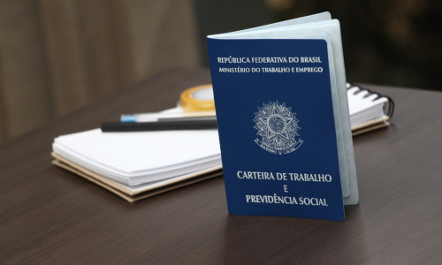 Rio Negro inicia a semana com mais de 40 vagas de emprego abertas; veja como se candidatar