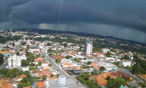 Temporais marcam o início da semana e dão lugar ao frio nos próximos dias
