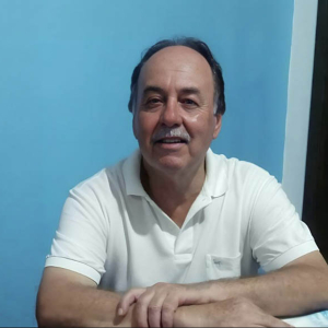 Morre aos 77 anos João Domingues, barbeiro tradicional de Rio Negro