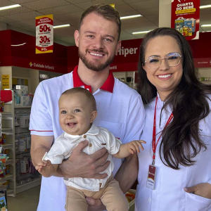 Farmácia Hiper Popular reinaugura com estrutura ampliada e dezenas de produtos em oferta