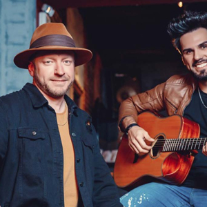 Krüger & Rony lançam música inédita em Roda de Viola neste sábado
