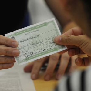 Eleições 2026: prazo para regularizar o título de eleitor encerra em maio