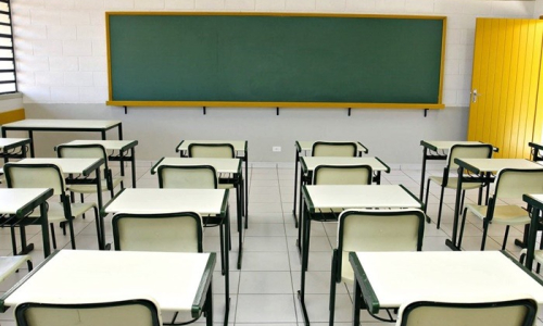 Professores vão à justiça contra retorno das aulas presenciais em SC
