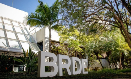 BRDE bate meta de concessão de créditos para 2020 no Paraná