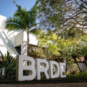 BRDE bate meta de concessão de créditos para 2020 no Paraná