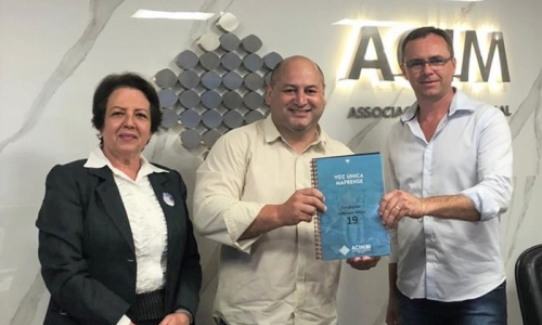 Prefeito eleito, Emerson Maas, assina termo de compromisso com o Masterplan