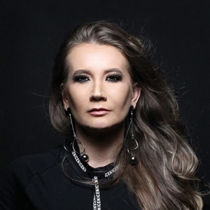 DJ itaiopolense se destaca no cenário feminino da música eletrônica