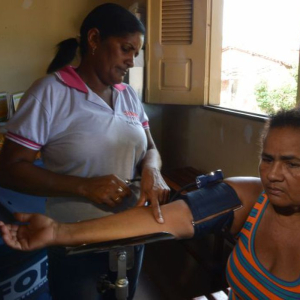 Programa vai capacitar 385 mil agentes comunitários de saúde