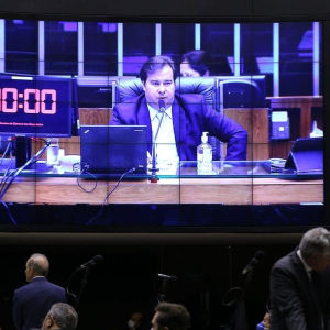 Plenário da Câmara aprova ajuda a estados e municípios
