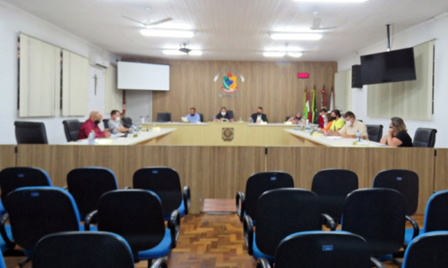 Câmara mantém veto a reajuste para vereadores e servidores