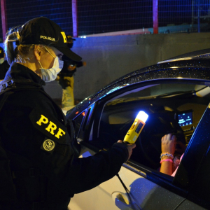 Combate à embriaguez marca início da operação integrada Rodovida em SC