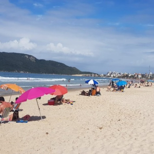 Portaria regulamenta ocupação de praias, rios e lagoas para o verão
