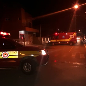 Motociclista fica gravemente ferido após colisão com carro na Vila Nova