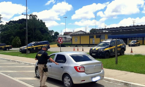 Homem procurado por estupro é preso pela PRF na BR-116, em Mafra
