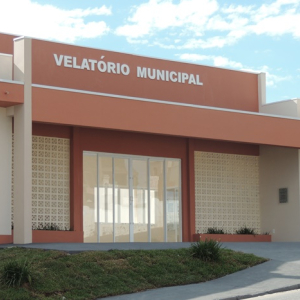 Rio Negro inaugura capela mortuária municipal em frente ao cemitério